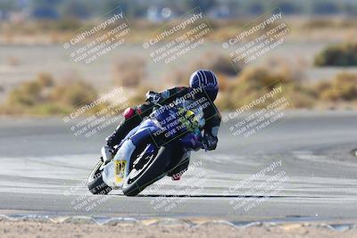 media/Nov-17-2024-CVMA (Sun) [[1fec520723]]/Race 11-Amateur Supersport Open/